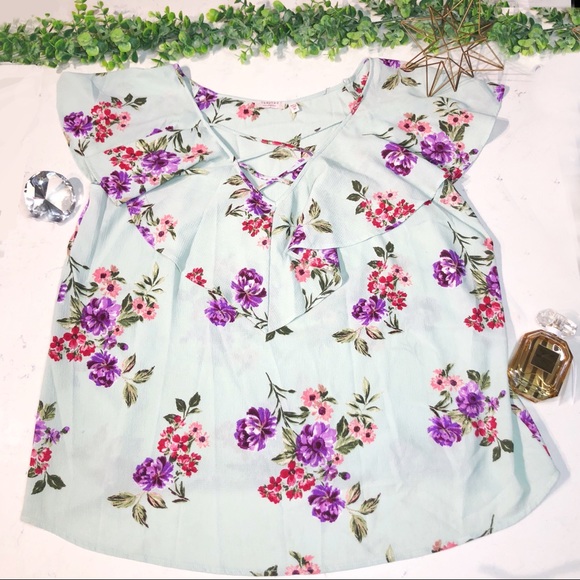 Plus size light blue Flowy floral blouse size 3X